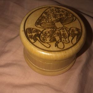 Mushroom Wood engraved flower herb grinder